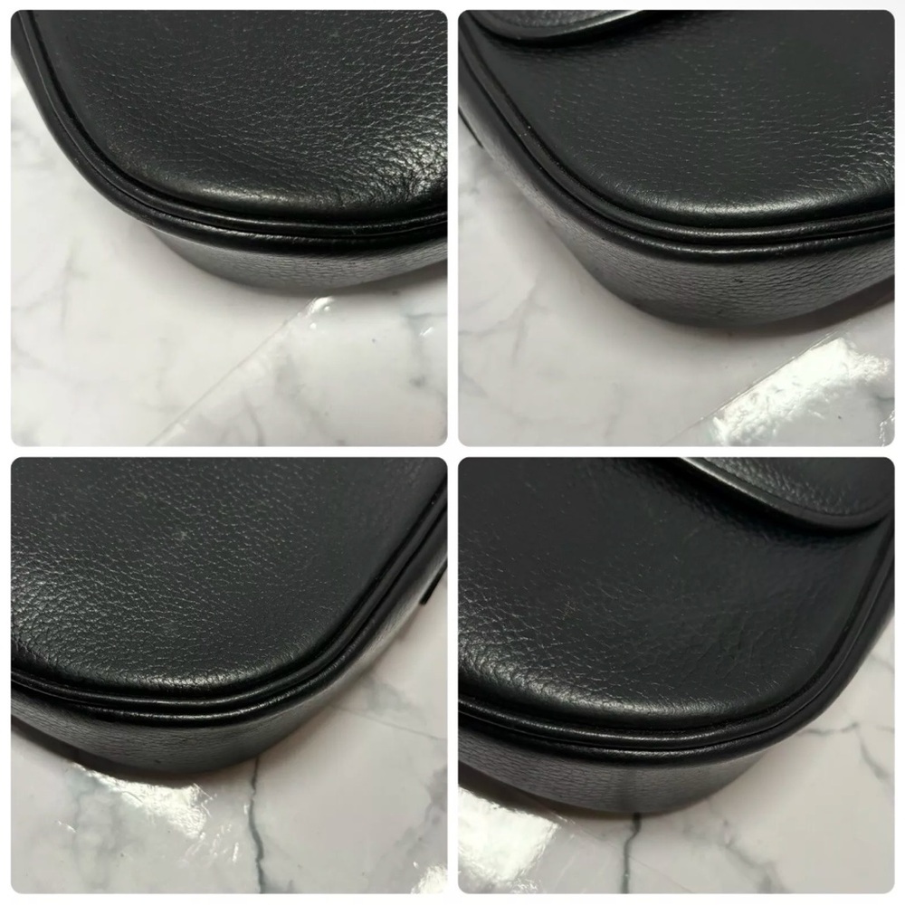 Burberry’s Vintage Leather Shoulder Bag - Picture 4 of 6